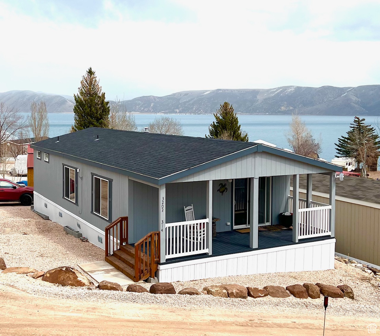 3203 S Nina Loop, Garden City, Utah image 1
