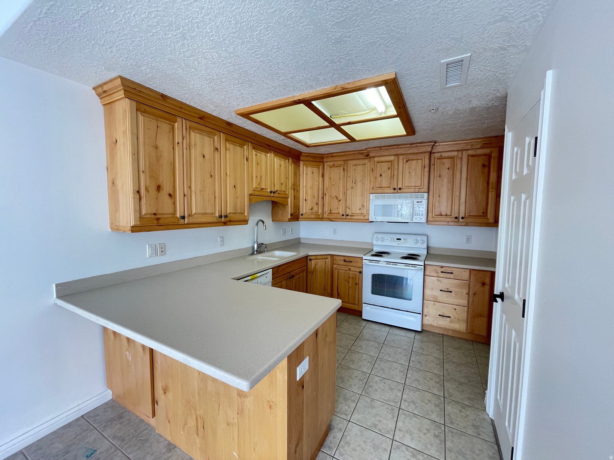 CRESCENT HEIGHTS CONDO - Residential