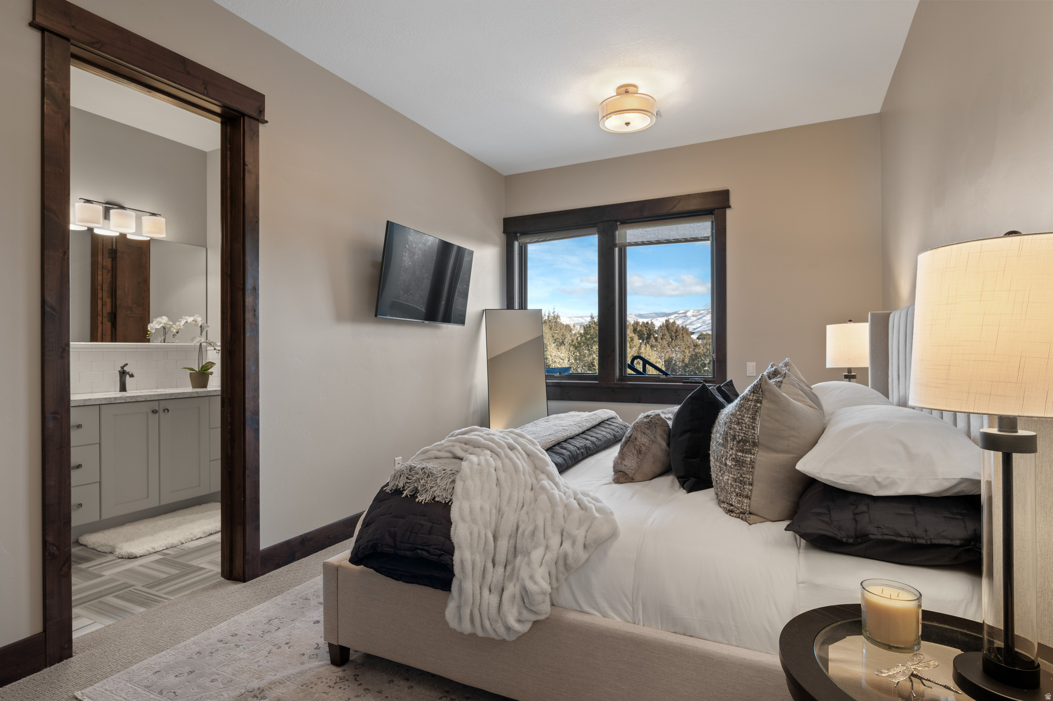 RED LEDGES - Residential