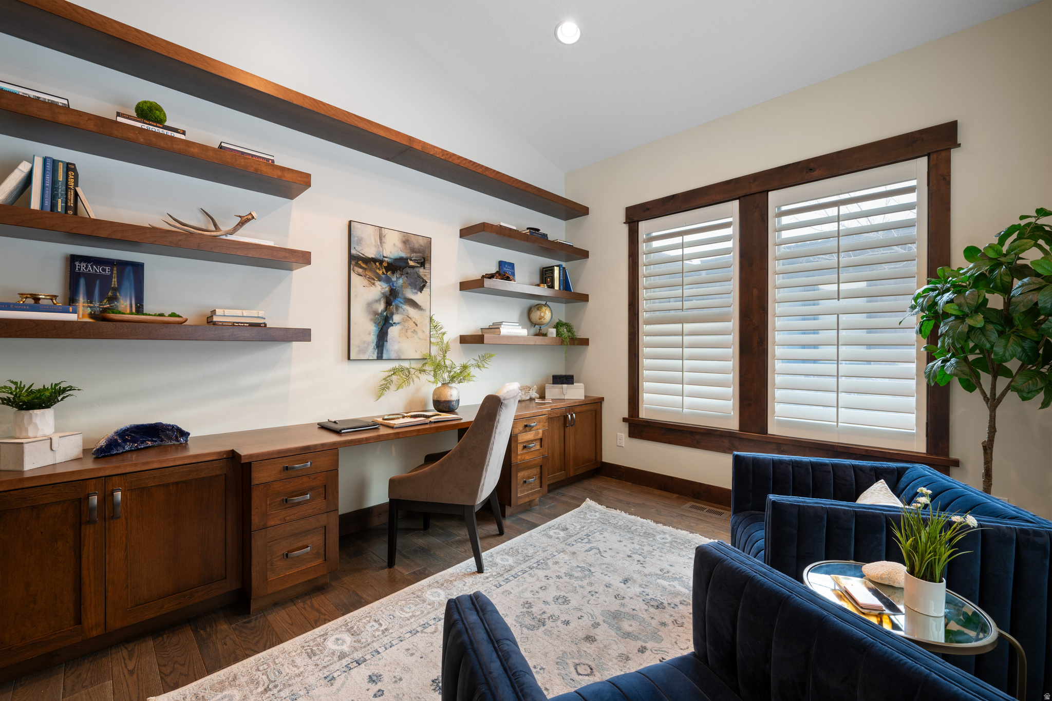 RED LEDGES - Residential