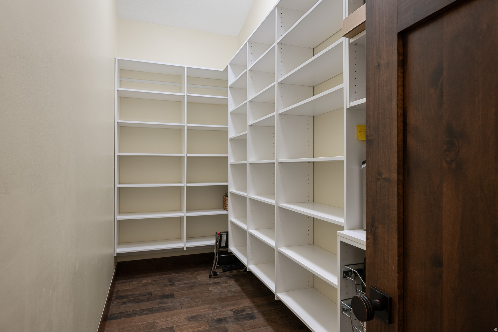 RED LEDGES - Residential