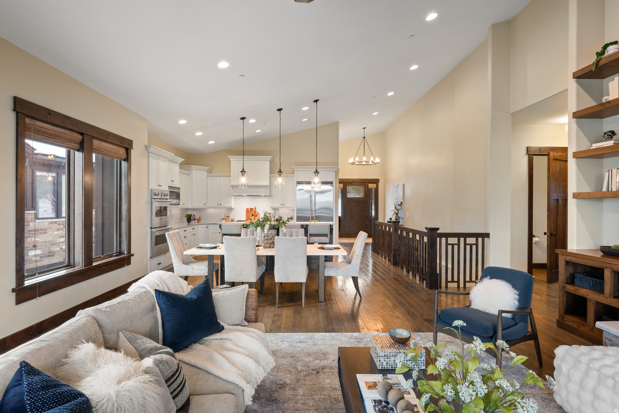 RED LEDGES - Residential