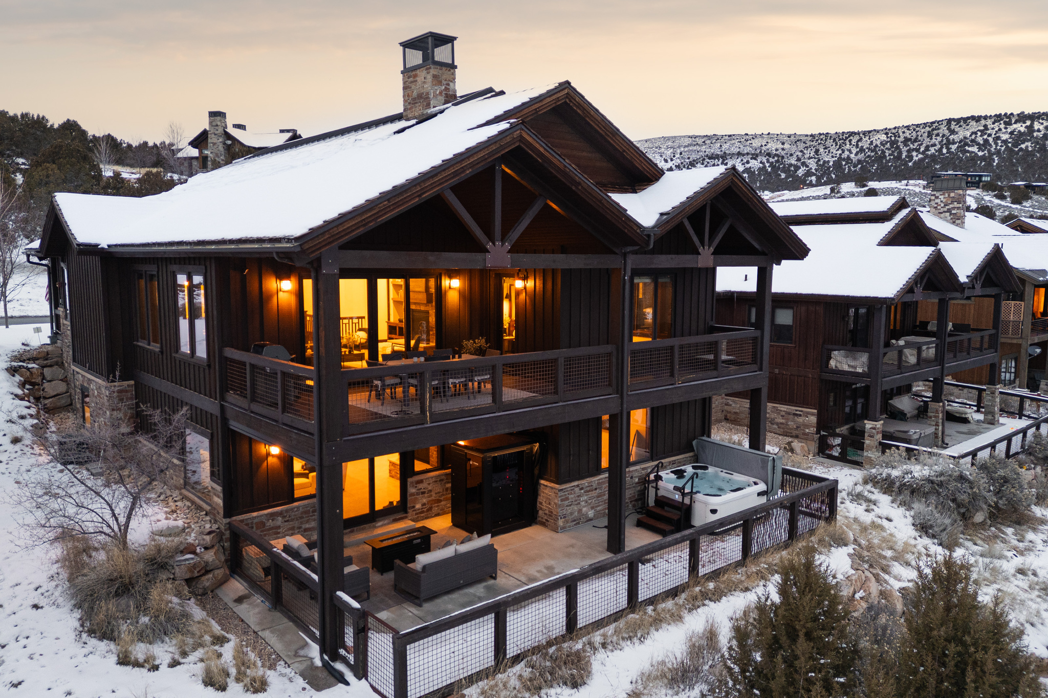 RED LEDGES - Residential