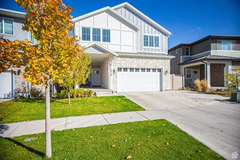 Tiny photo for 15319 S PARK BLUFF WAY, Bluffdale, UT 84065 (MLS # 2119583)