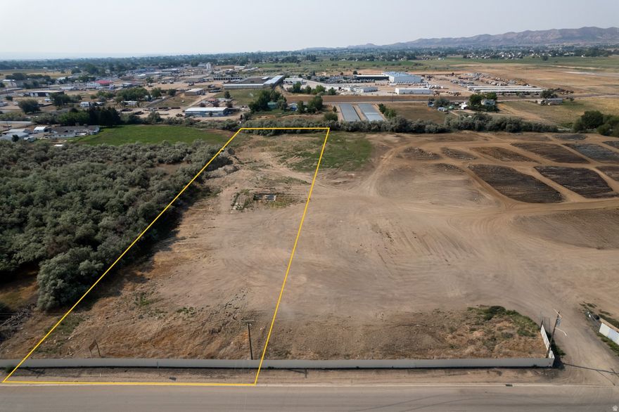 Prime Industrial property in Naples with road frontage and access! Parcel #: 05-110-0013. This 1.40-acre parcel can also be purchased together with Parcel # 05-110-0014 for a total acreage of 4.47 acres. That MLS # is: 2142376 *Scrap on the property will be removed prior to closing. All estimates are provided as a courtesy, Buyer to verify all.