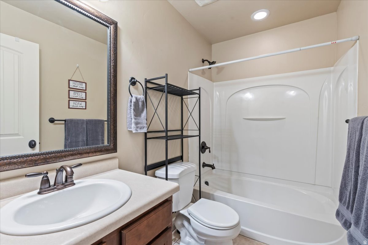 KENNECOTT - Residential