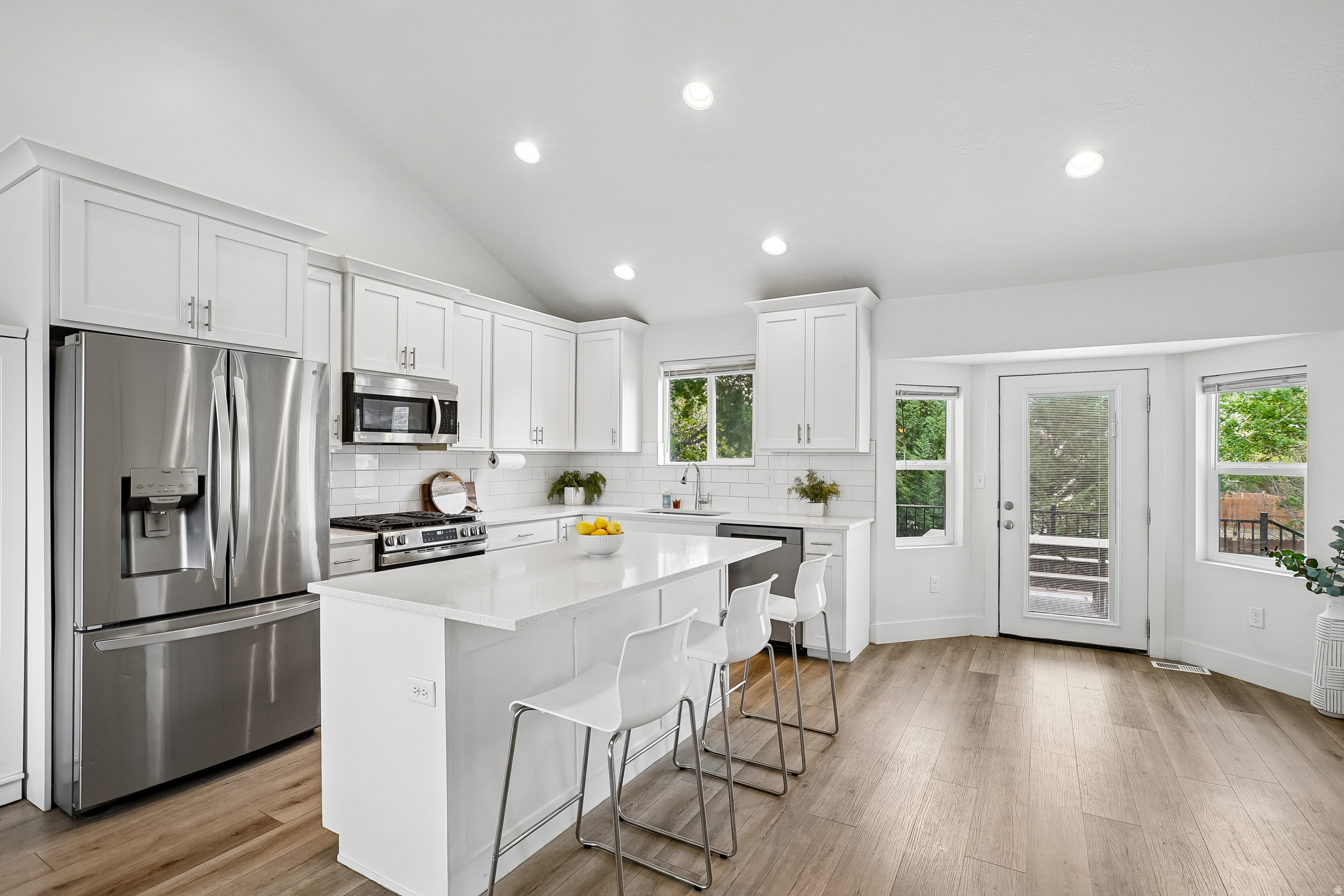 GLENMOOR - Residential