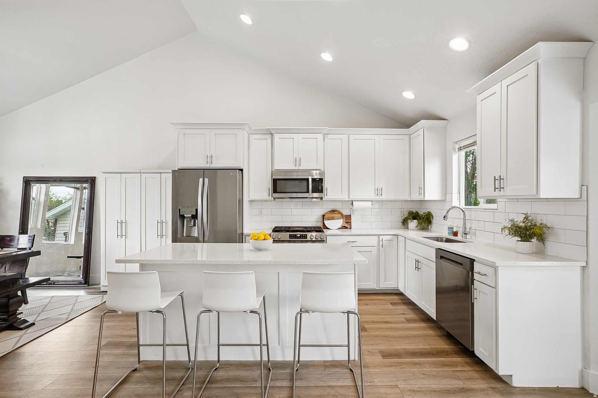GLENMOOR - Residential