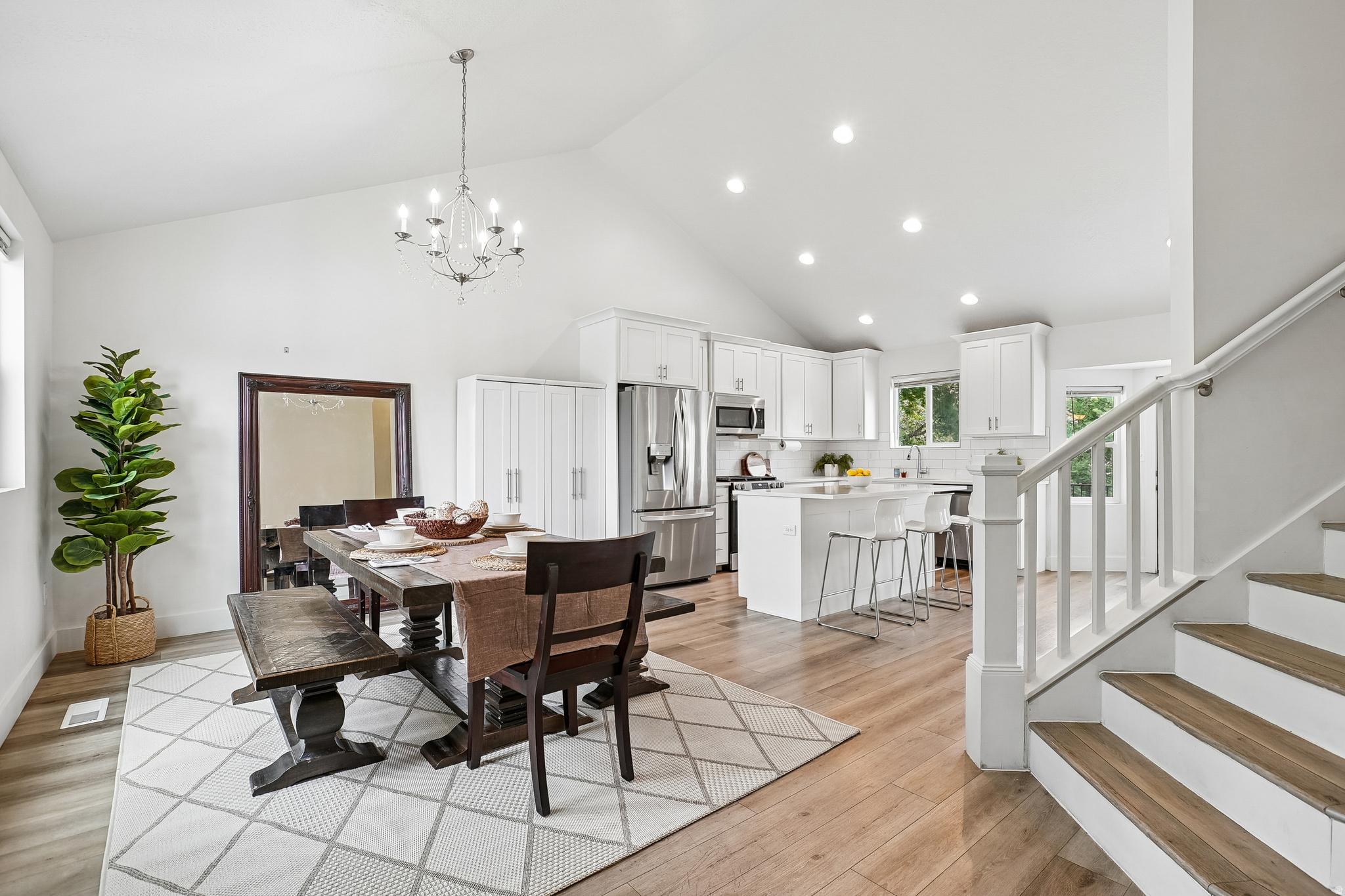 GLENMOOR - Residential