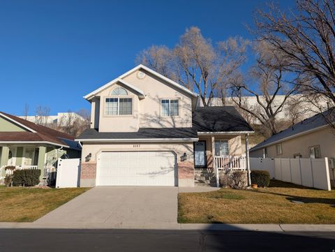 Photo of 1187 E PARKSTONE DR, Draper, UT 84020 (MLS # 2130969)
