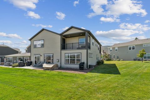 Tiny photo for 1128 N SPRINGER VIEW LOOP, Midway, UT 84049 (MLS # 2131376)