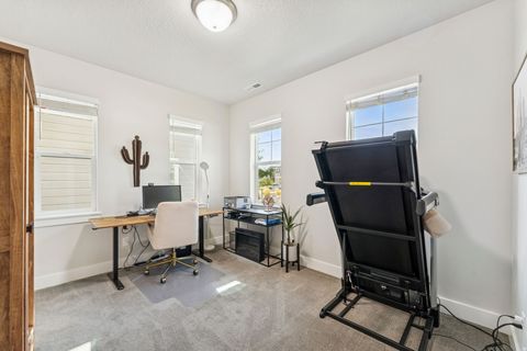 Tiny photo for 1128 N SPRINGER VIEW LOOP, Midway, UT 84049 (MLS # 2131376)