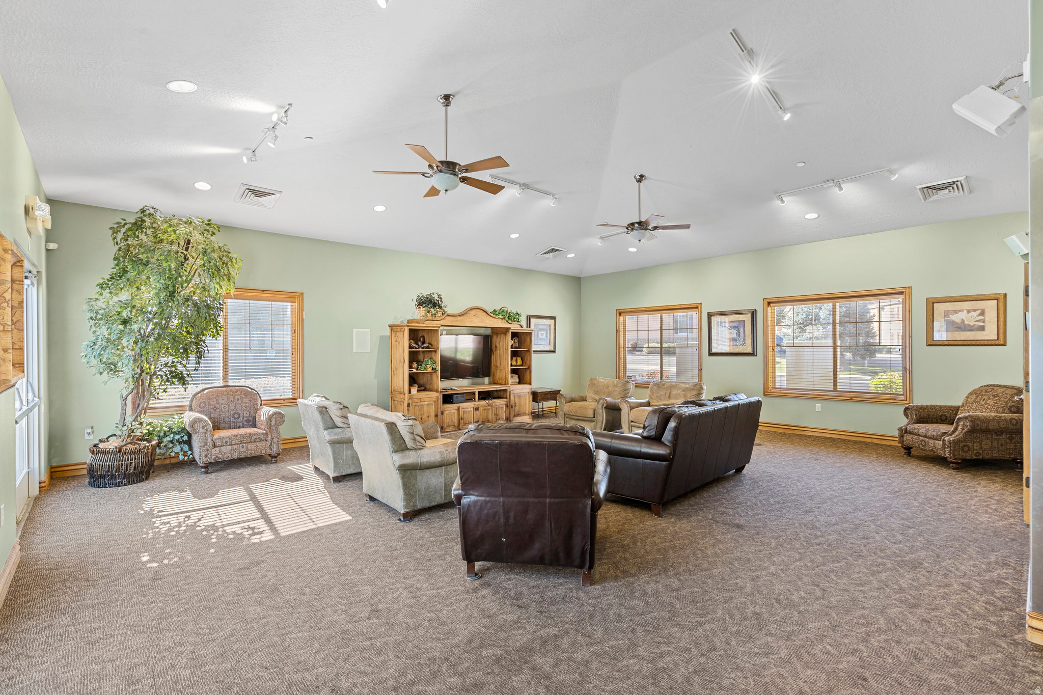 CANYON MEADOW - Residential