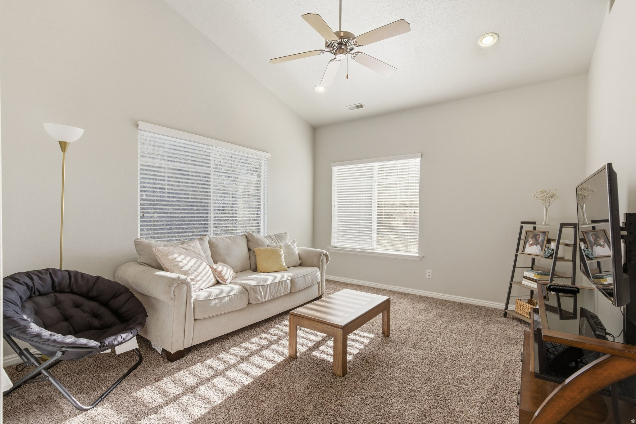 CANYON MEADOW - Residential