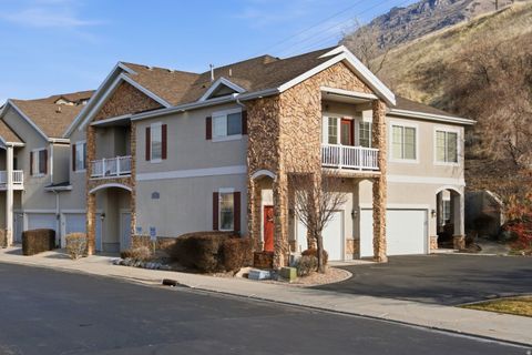 Photo of 1077 S CANYON DR #7, Provo, UT 84606 (MLS # 2130685)