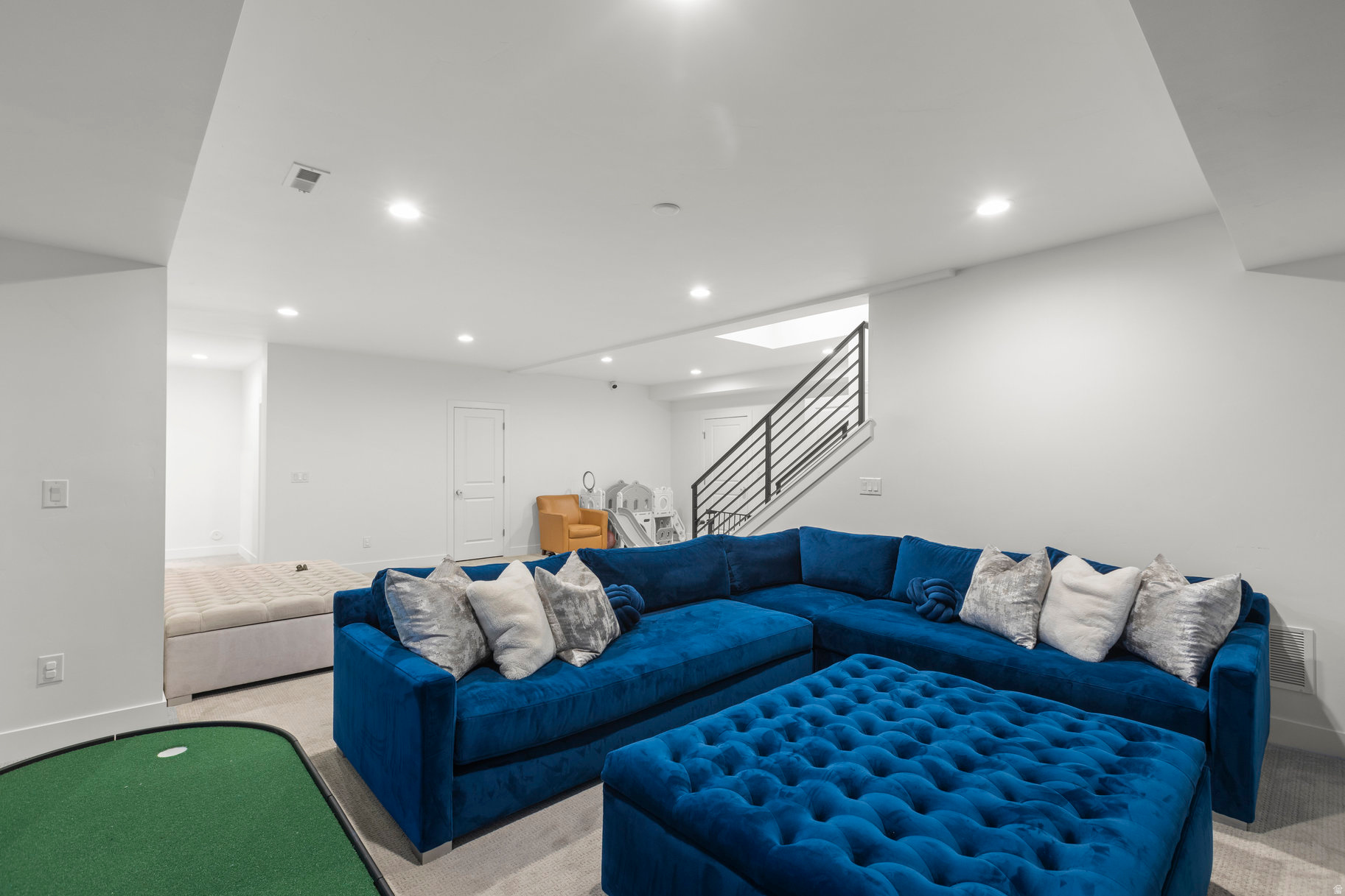 SEASONS ESTATES - Residential