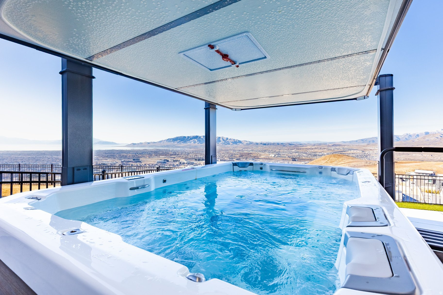 SEASONS ESTATES - Residential