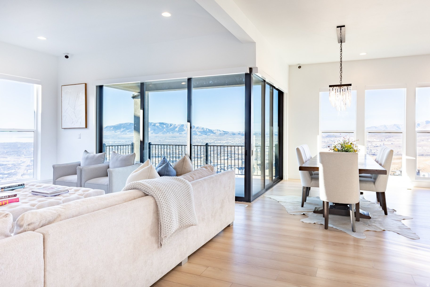 SEASONS ESTATES - Residential