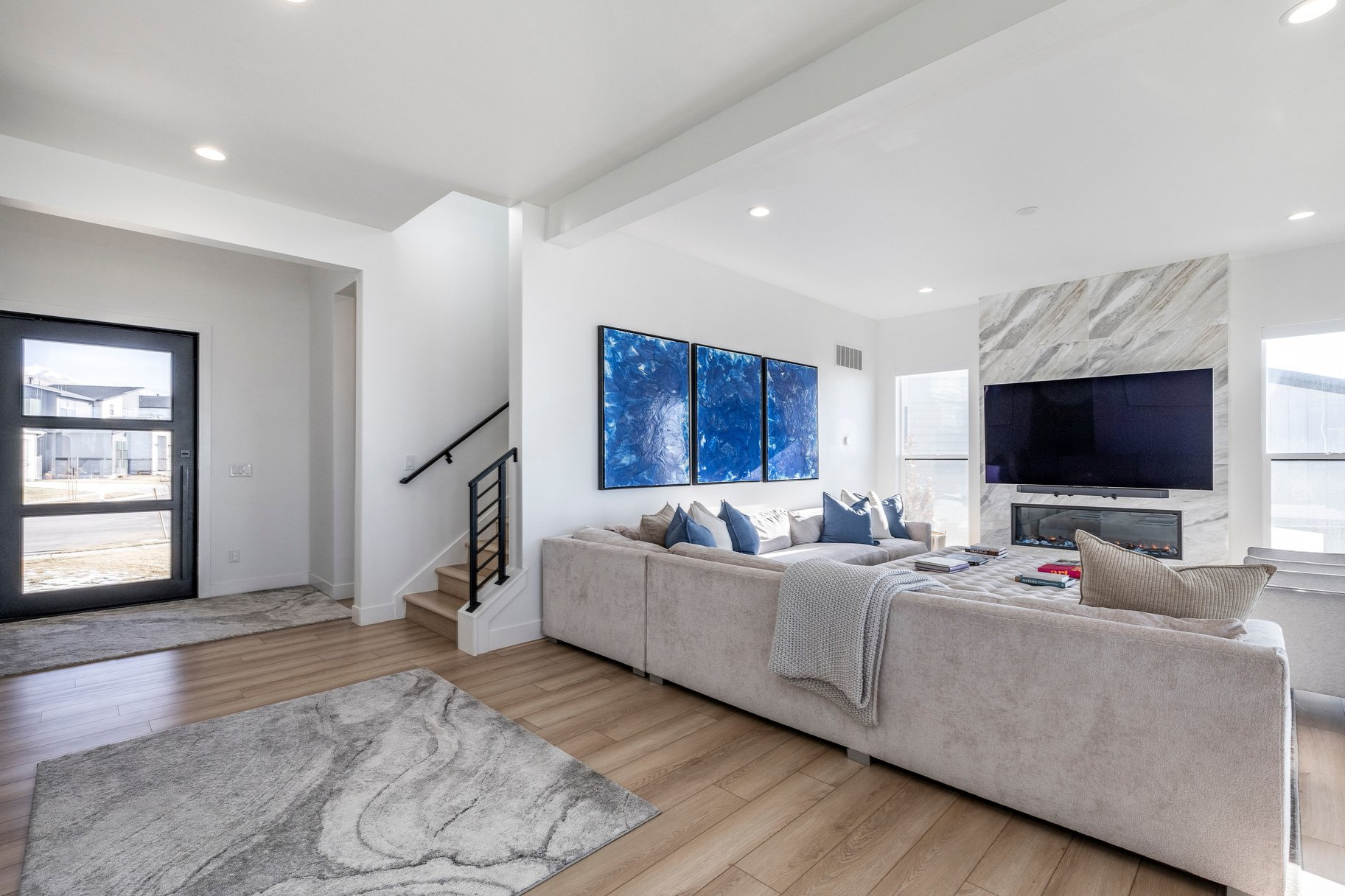 SEASONS ESTATES - Residential