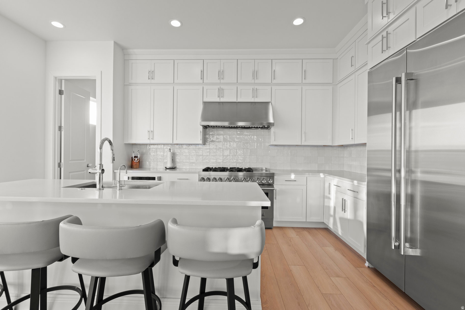 SEASONS ESTATES - Residential