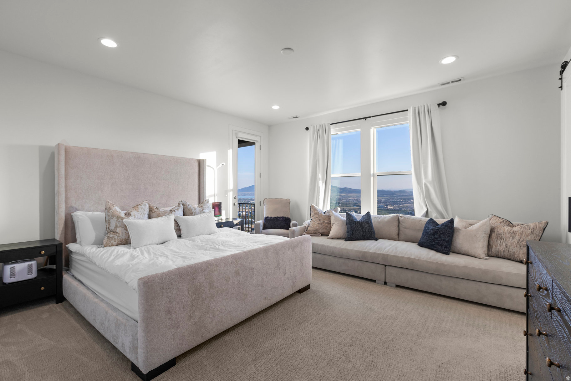 SEASONS ESTATES - Residential