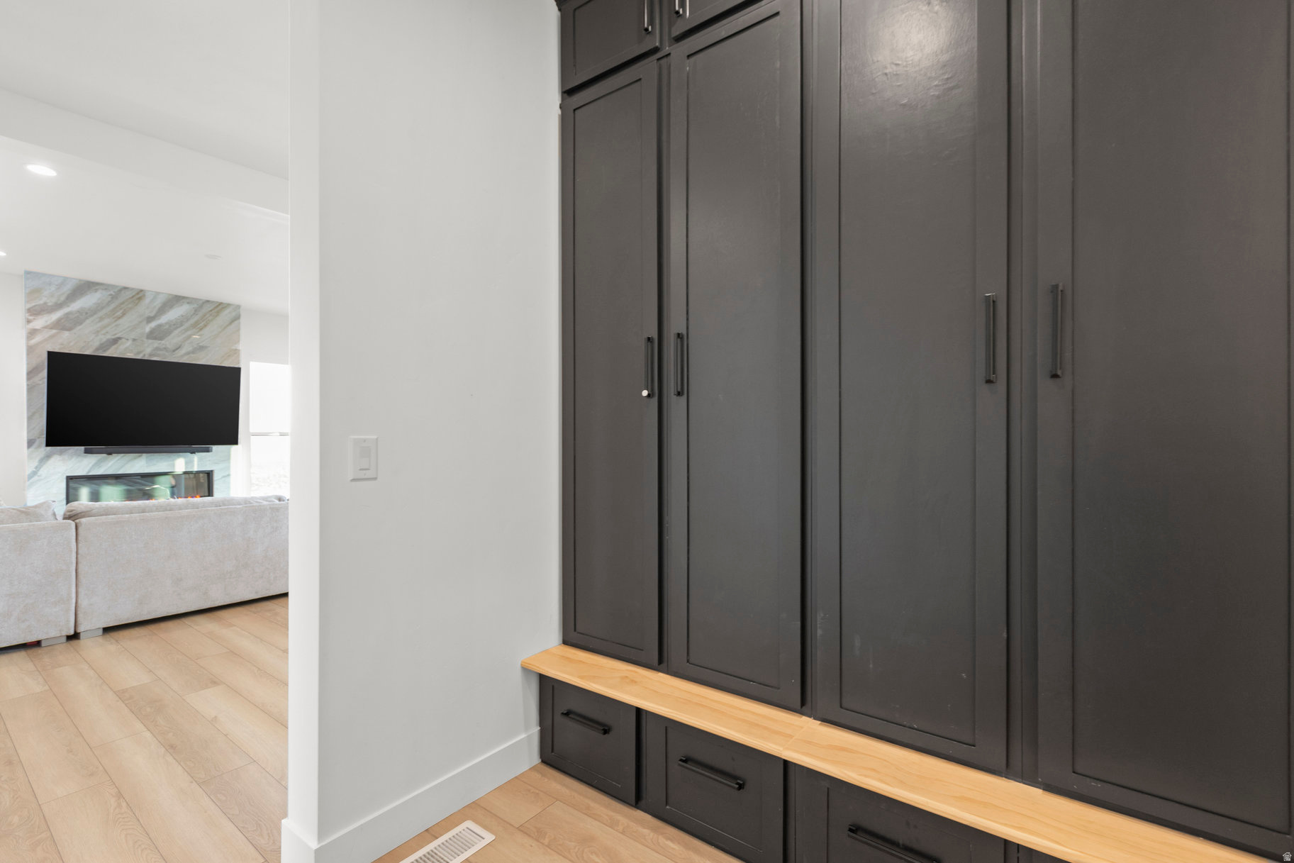 SEASONS ESTATES - Residential