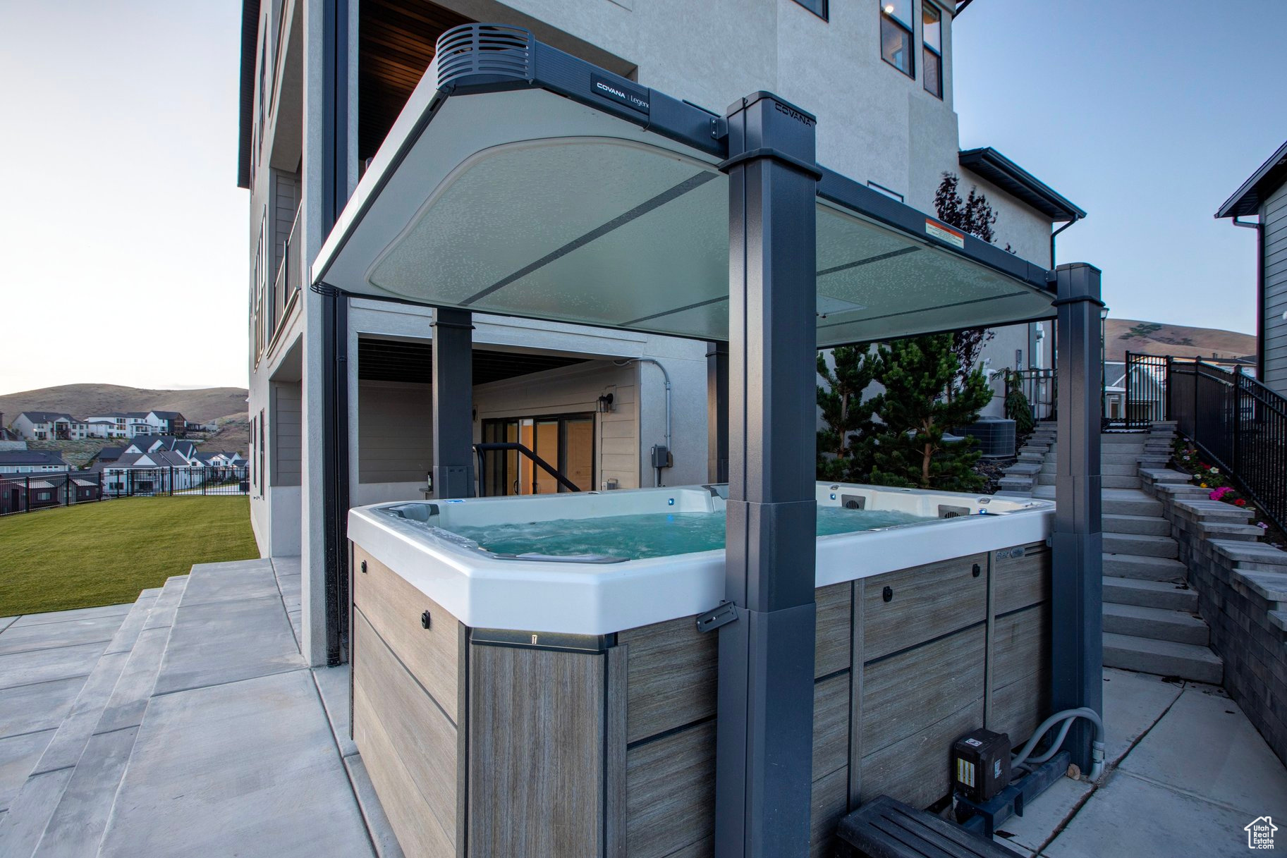 SEASONS ESTATES - Residential