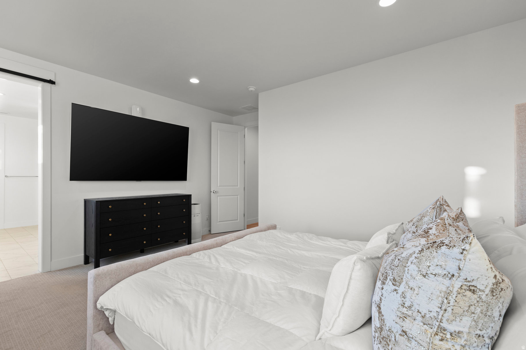 SEASONS ESTATES - Residential