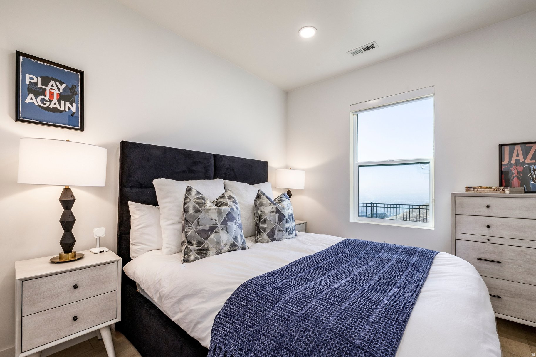 SEASONS ESTATES - Residential