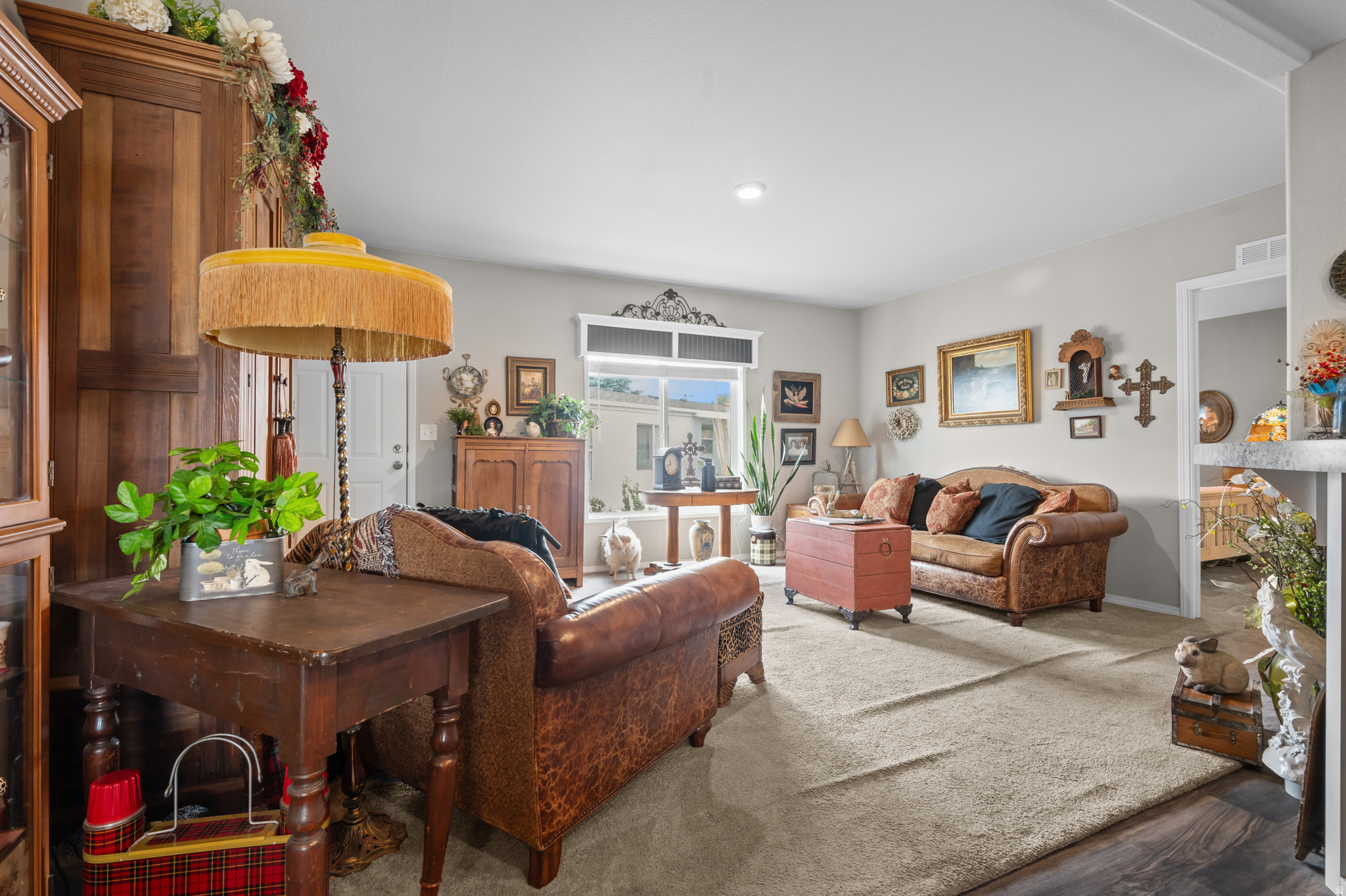 APPLEWOOD - Residential