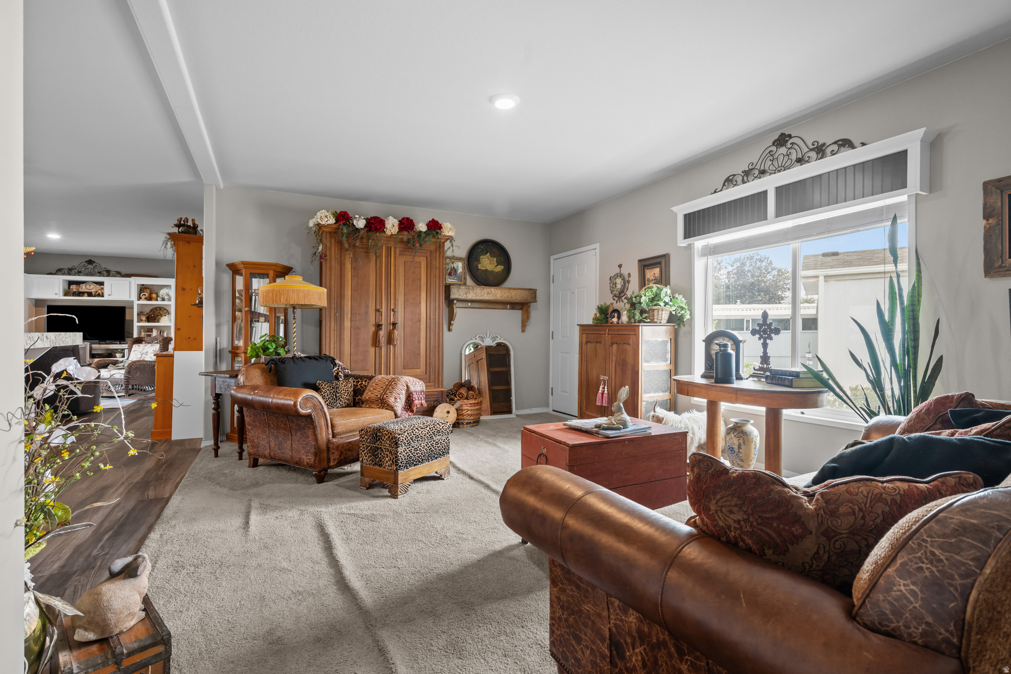 APPLEWOOD - Residential