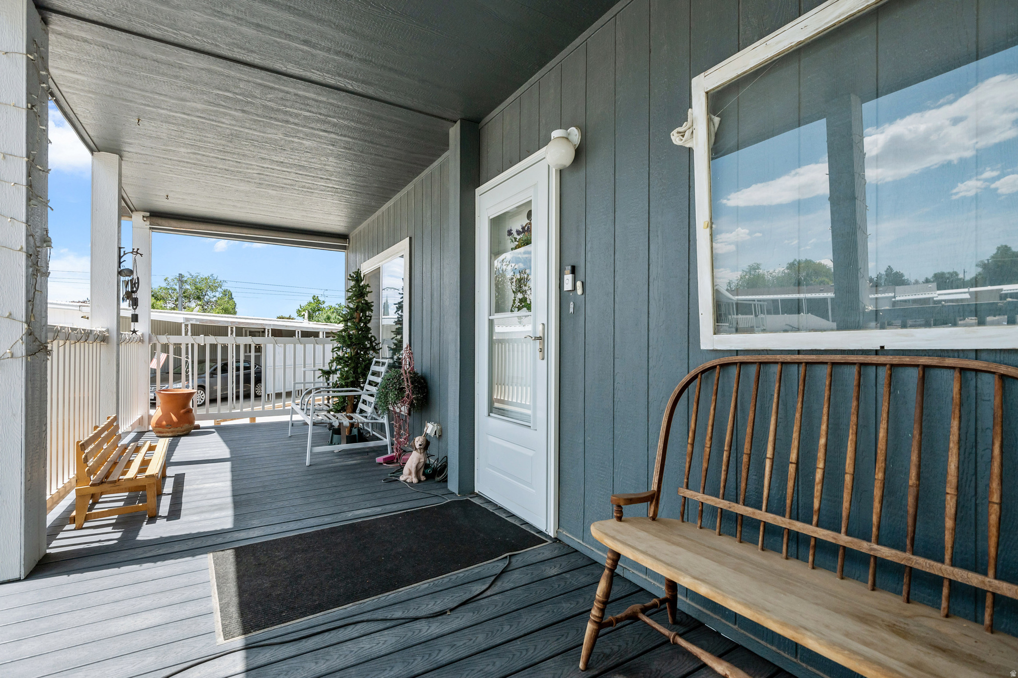 APPLEWOOD - Residential
