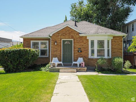 Photo of 288 E 10TH AVE, Salt Lake City, UT 84103 (MLS # 2110816) Photo of 288 E 10TH AVE, Salt Lake City, UT 84103 (MLS # 2110816)