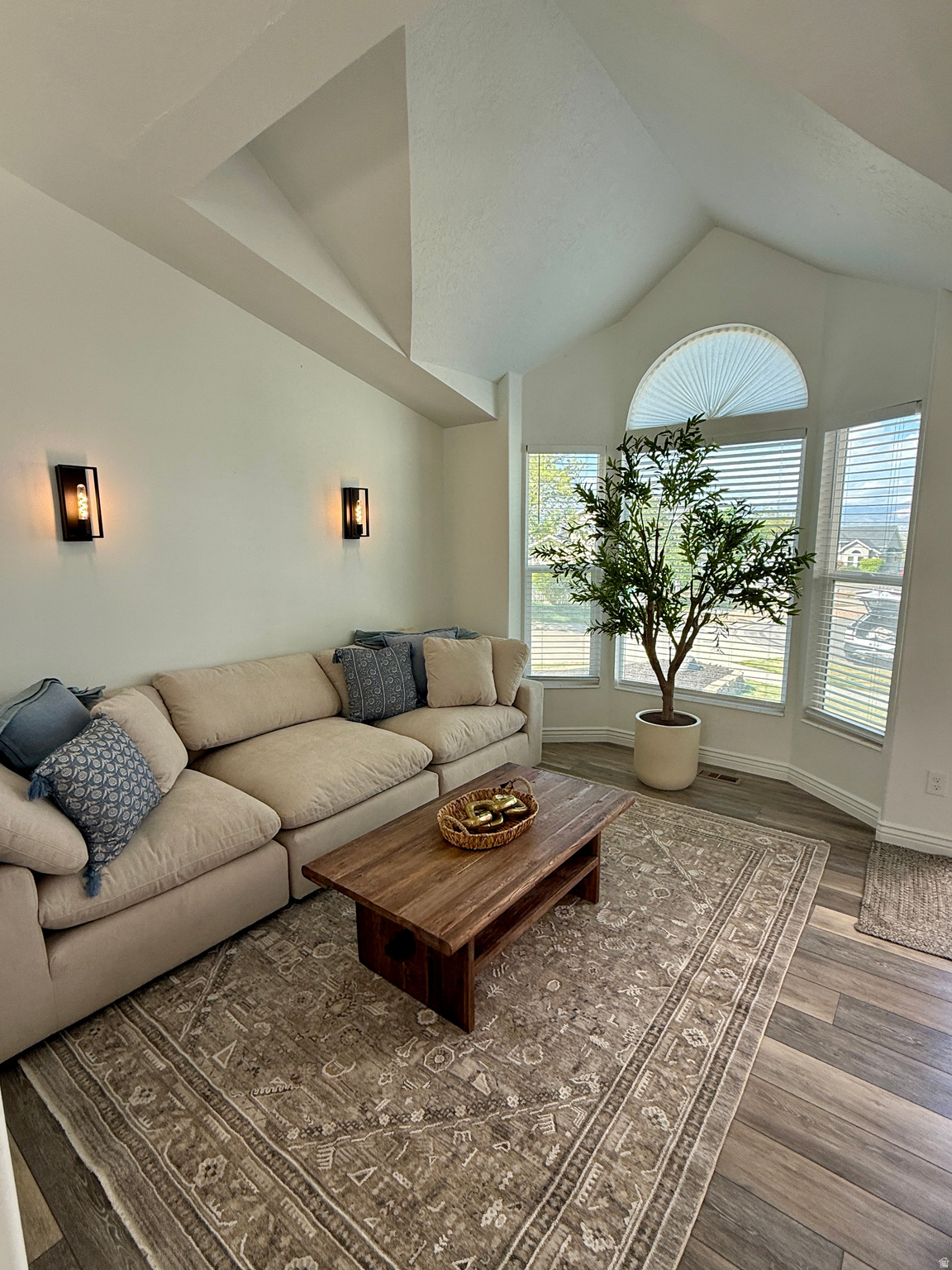 VICTORS POND - Residential