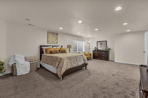 Tiny photo for 10819 S WYNVIEW LN W, South Jordan, UT 84095 (MLS # 2144649)