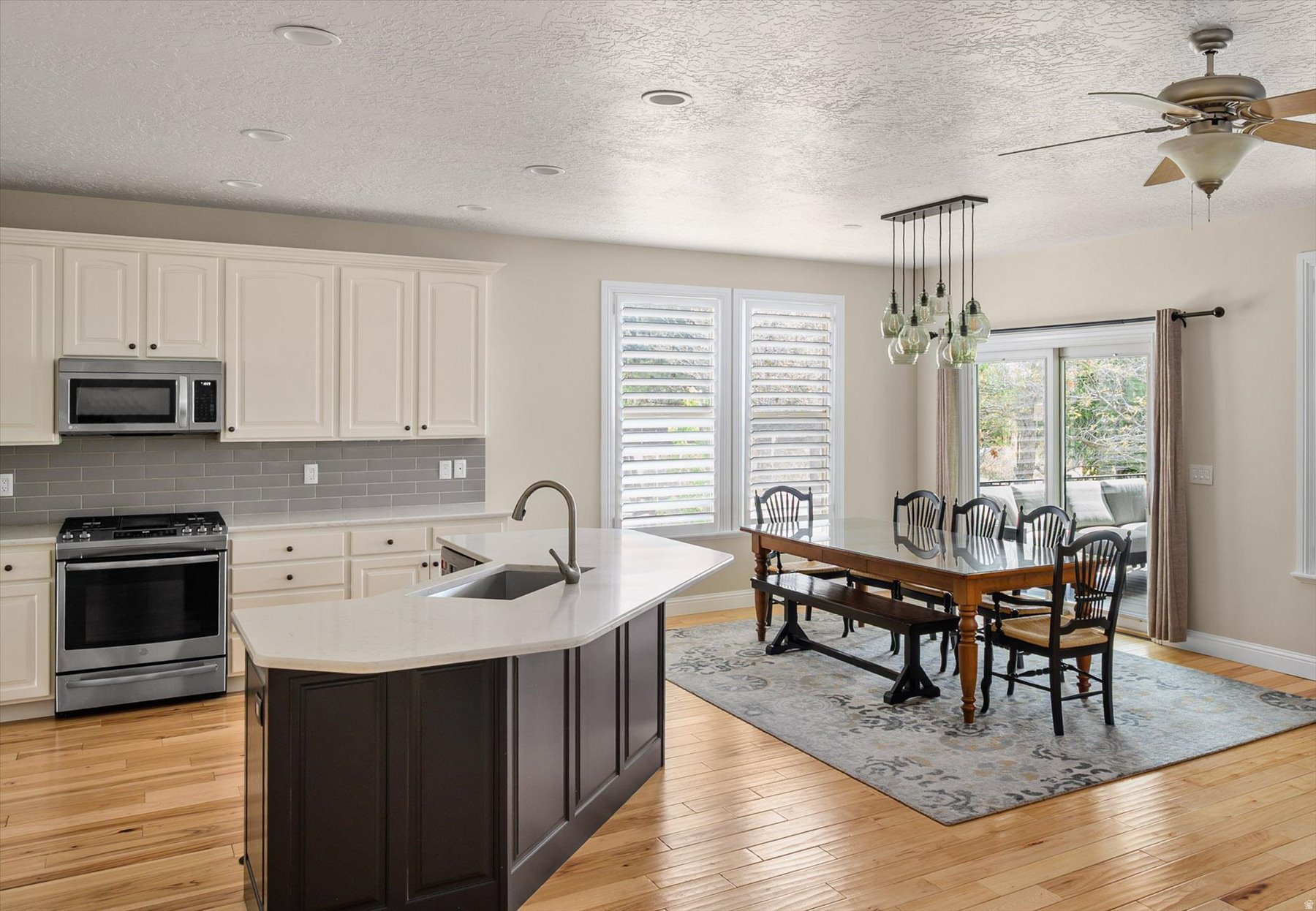 HEARTH STONE - Residential