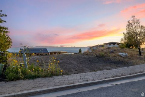 Tiny photo for 7088 S CITY VIEW DR #37, Cottonwood Heights, UT 84121 (MLS # 2112626)