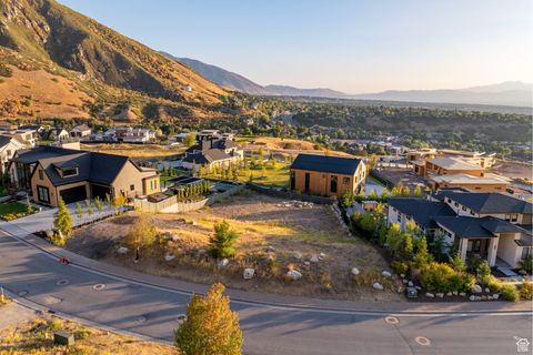 Tiny photo for 7088 S CITY VIEW DR #37, Cottonwood Heights, UT 84121 (MLS # 2112626)