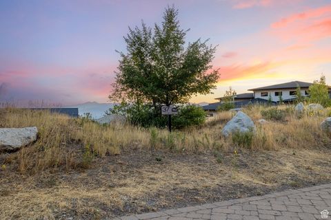 Tiny photo for 7088 S CITY VIEW DR #37, Cottonwood Heights, UT 84121 (MLS # 2112626)