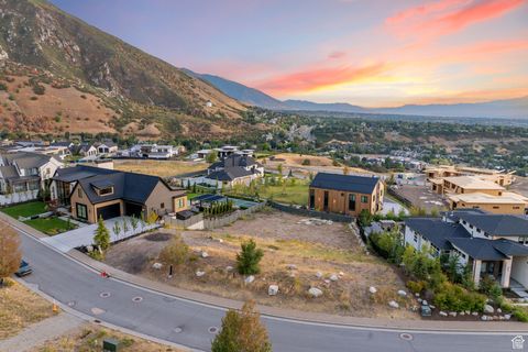 Tiny photo for 7088 S CITY VIEW DR #37, Cottonwood Heights, UT 84121 (MLS # 2112626)