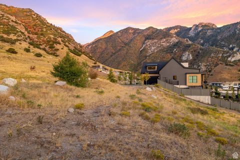 Tiny photo for 7088 S CITY VIEW DR #37, Cottonwood Heights, UT 84121 (MLS # 2112626)