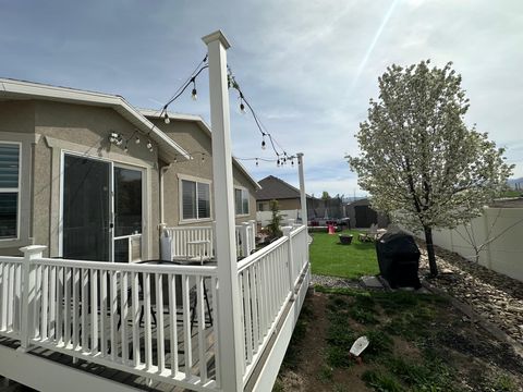 Tiny photo for 9572 S LEA HEATHER WAY, West Jordan, UT 84081 (MLS # 2146571)