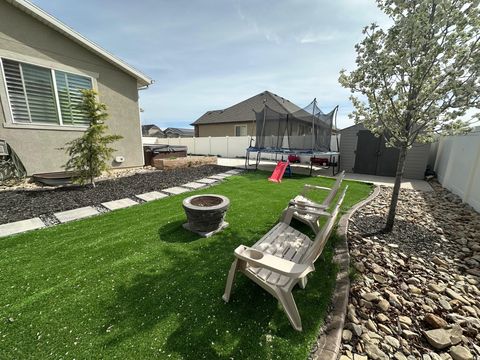 Tiny photo for 9572 S LEA HEATHER WAY, West Jordan, UT 84081 (MLS # 2146571)