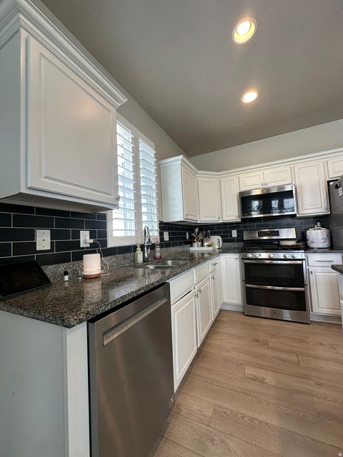 Tiny photo for 9572 S LEA HEATHER WAY, West Jordan, UT 84081 (MLS # 2146571)