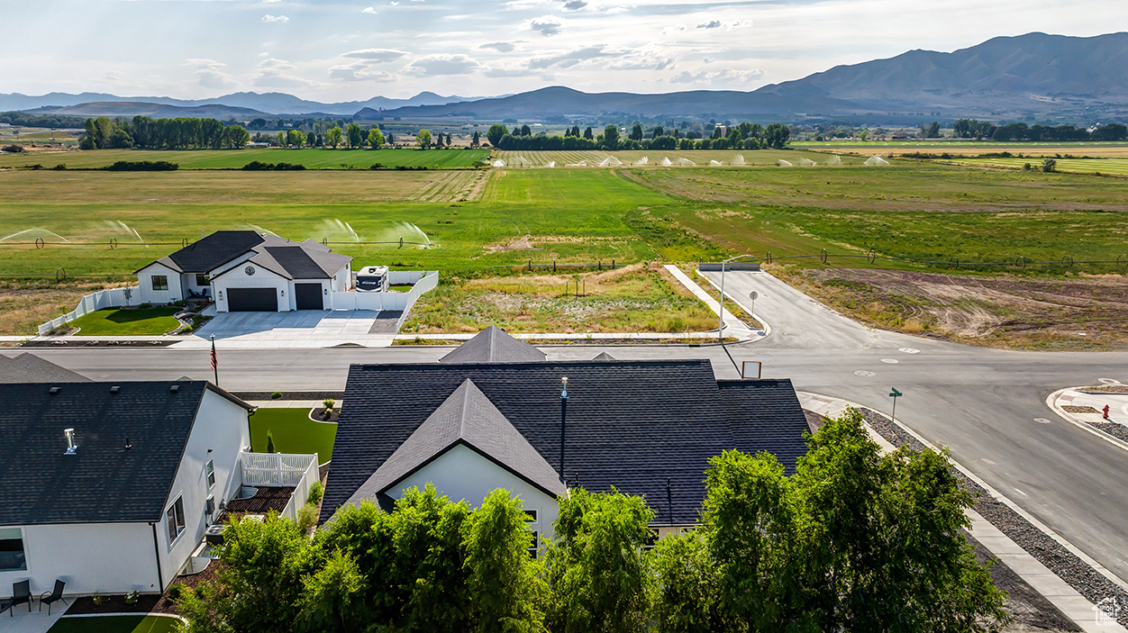 BLACKHAWK - Residential