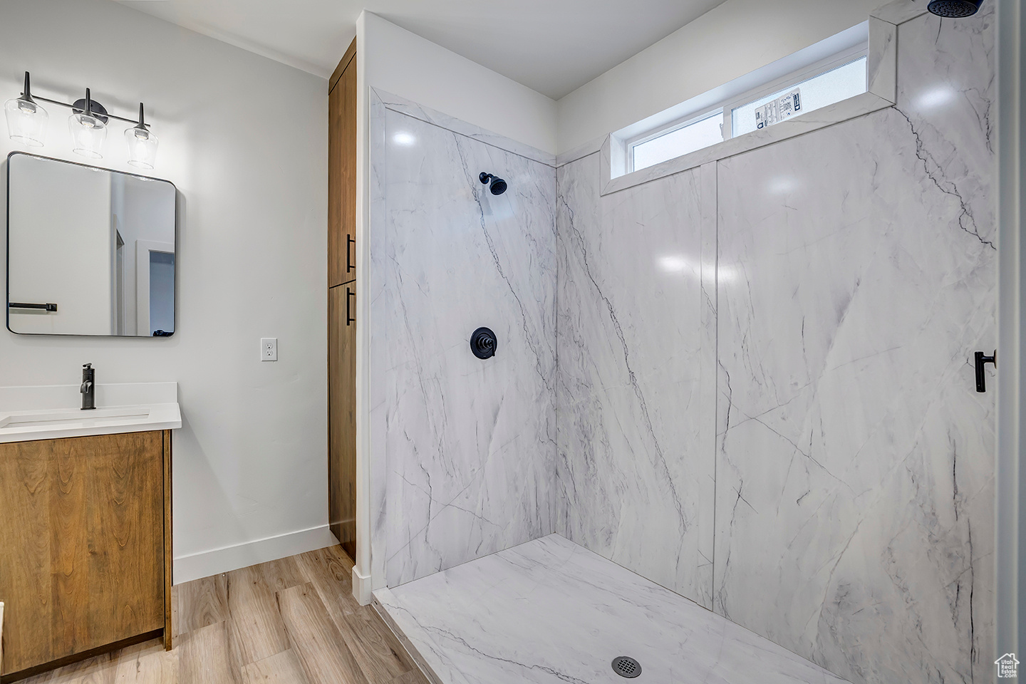 BLACKHAWK - Residential