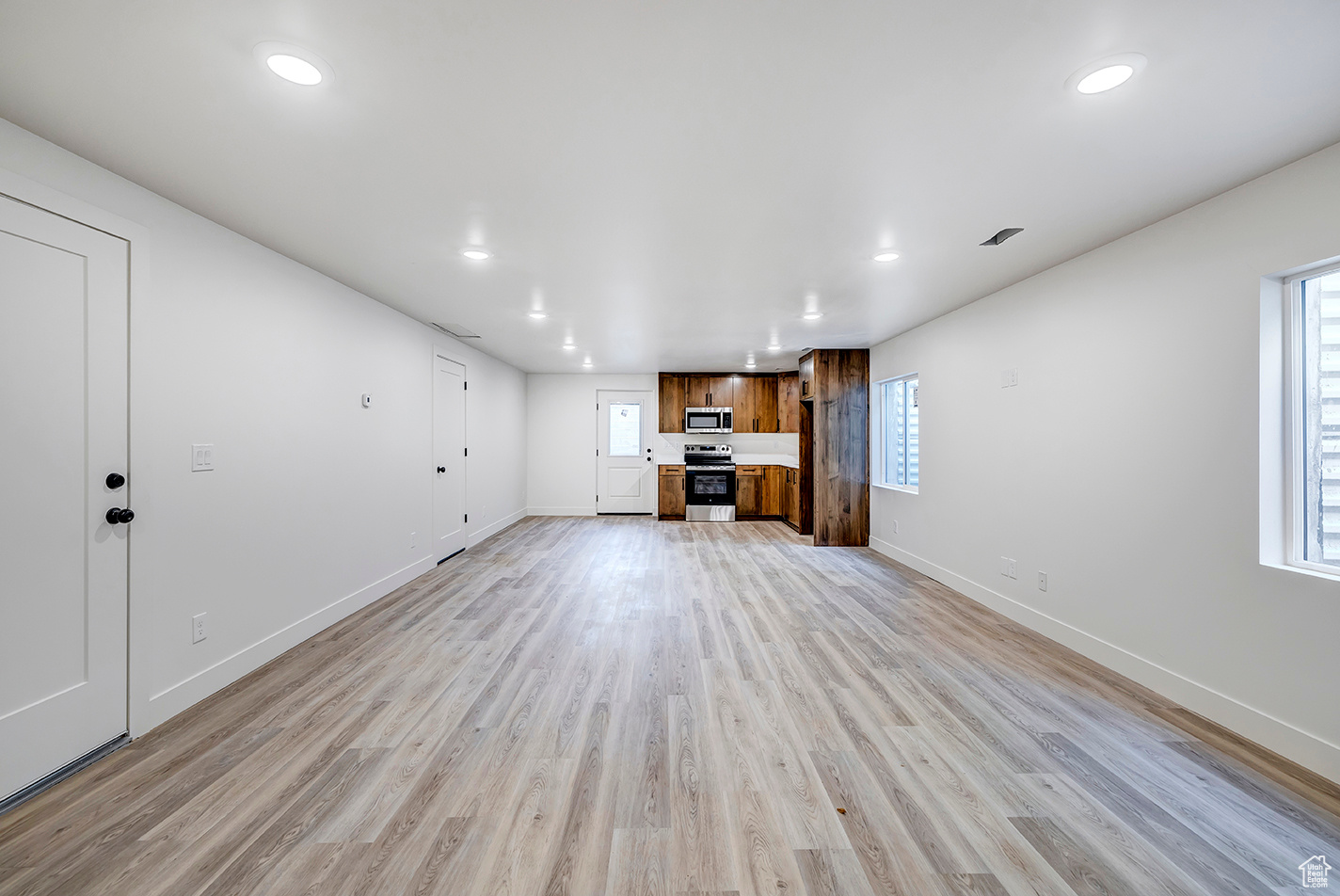 BLACKHAWK - Residential