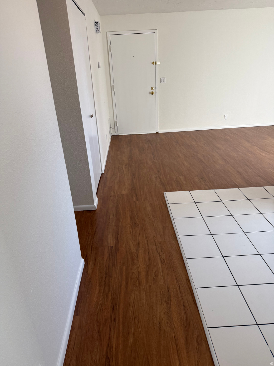 QUAILBROOK EAST - Residential