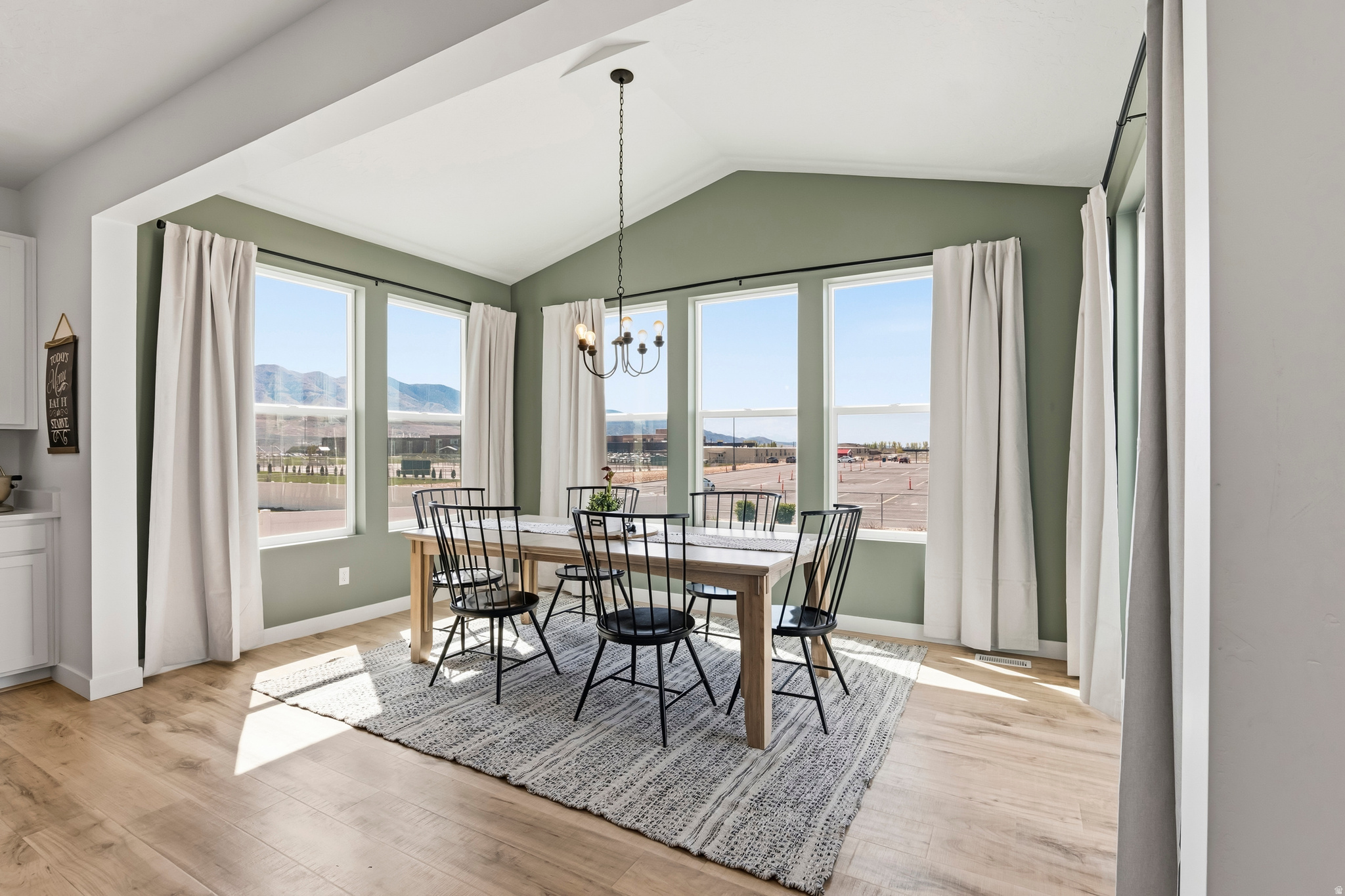 PONY EXPRESS ESTATES - Residential