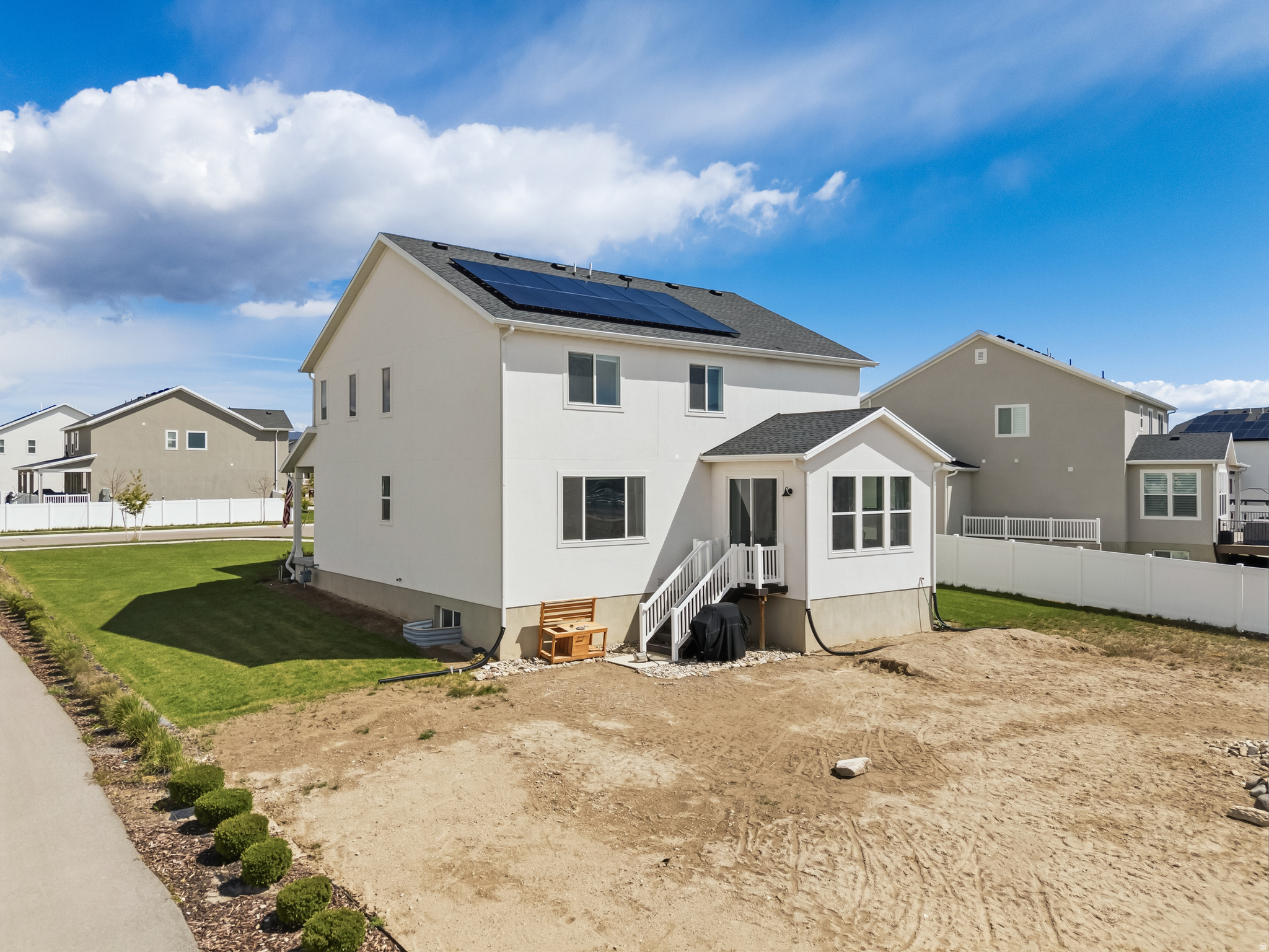 PONY EXPRESS ESTATES - Residential